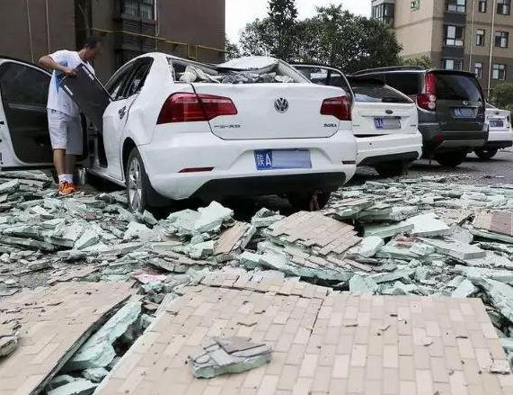 �o�C����ɰ�{��Ĳ������ˆ���